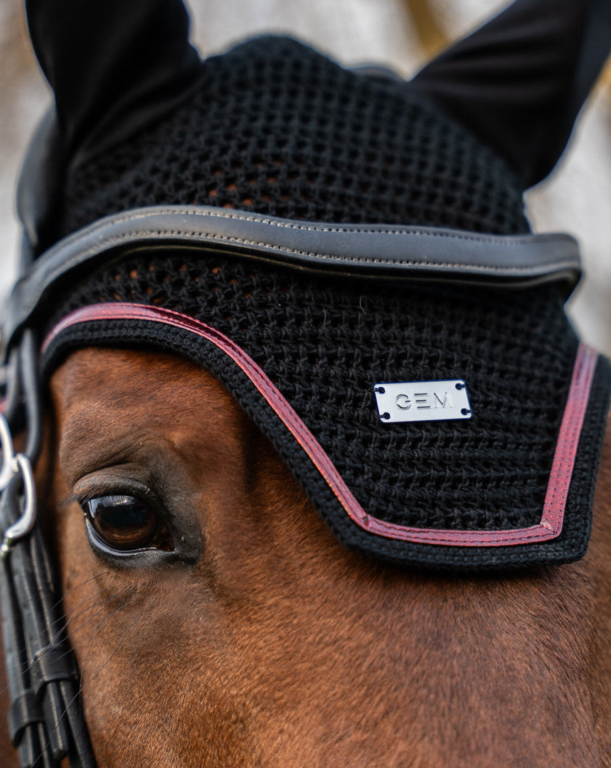 Bonnet noir bordeaux Ten - GEM