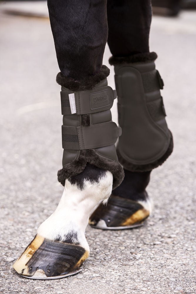 Softslate Faux Fur Platinum Gaiters 2020 - Eskadron