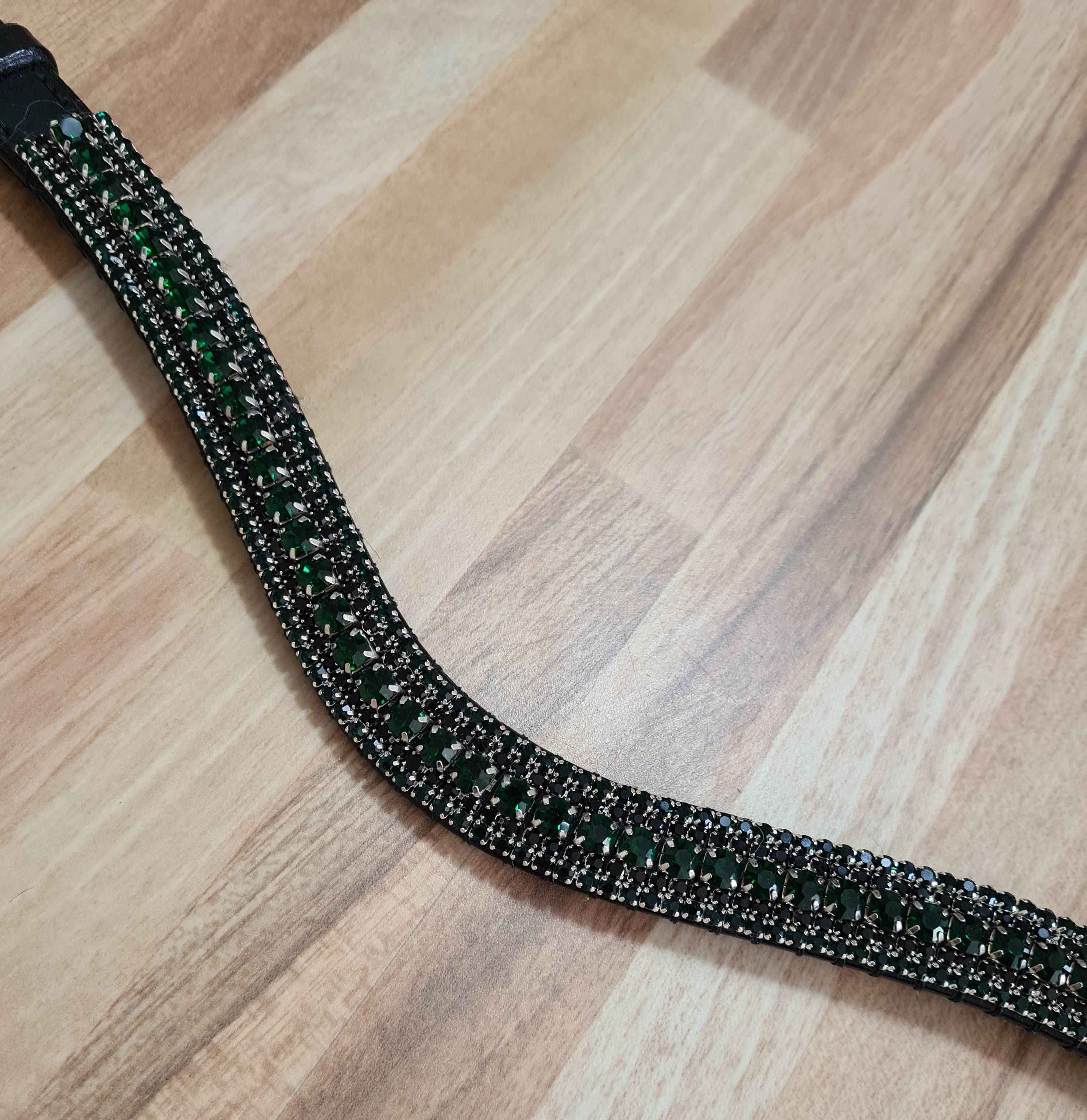 Frontal à strass vert