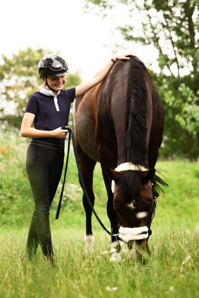 AirDuo Glossy Black Helmet - Abus
