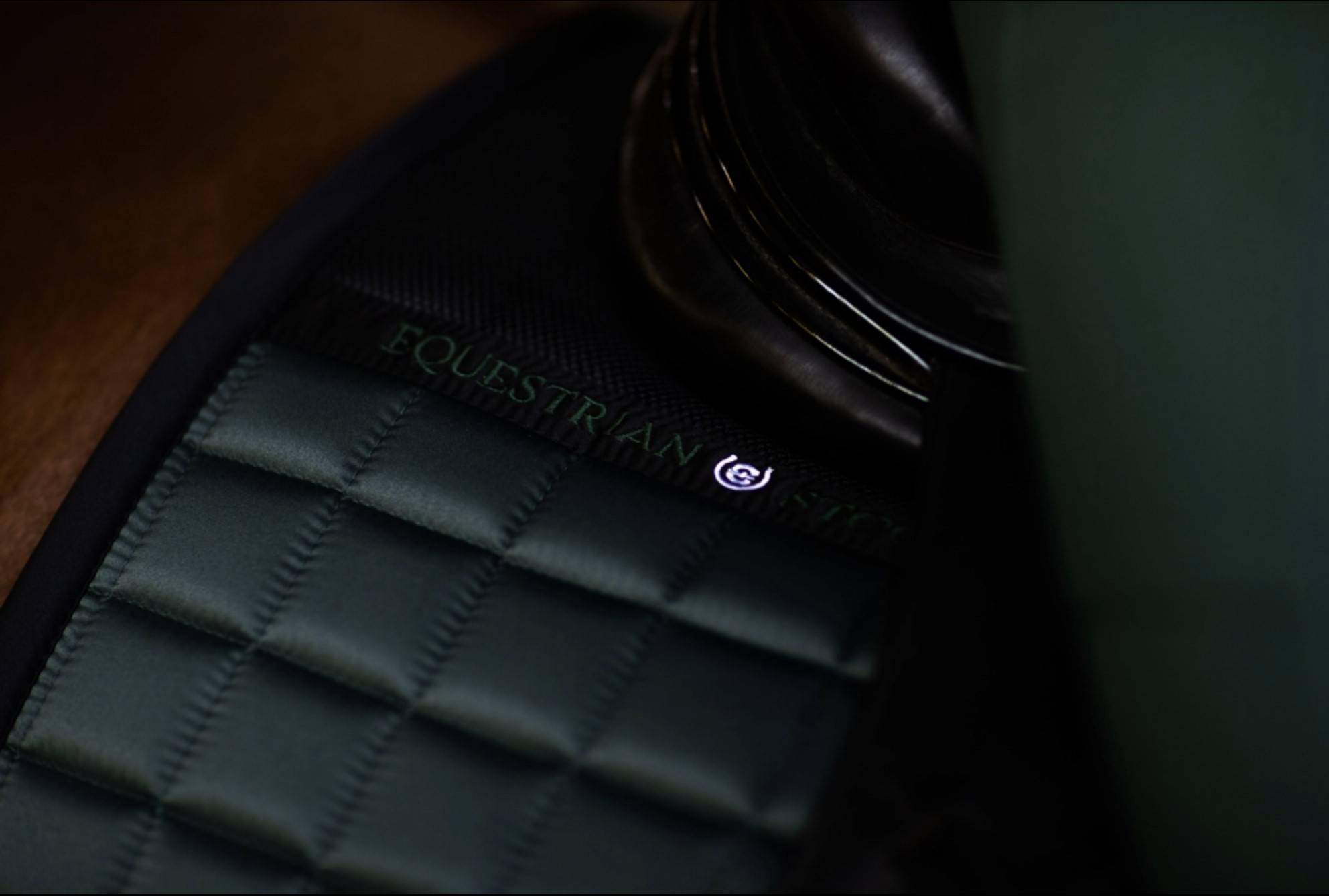 Sportive Sycamore Green saddle pad - Equestrian Stockholm