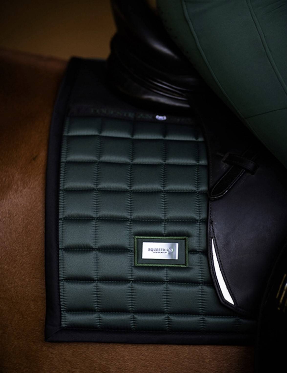 Sportive Sycamore Green saddle pad - Equestrian Stockholm