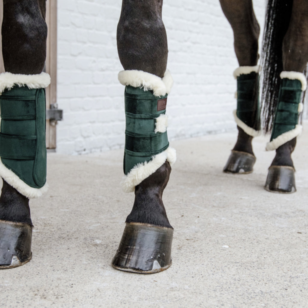 Velvet Contrast Gaiters - Kentucky