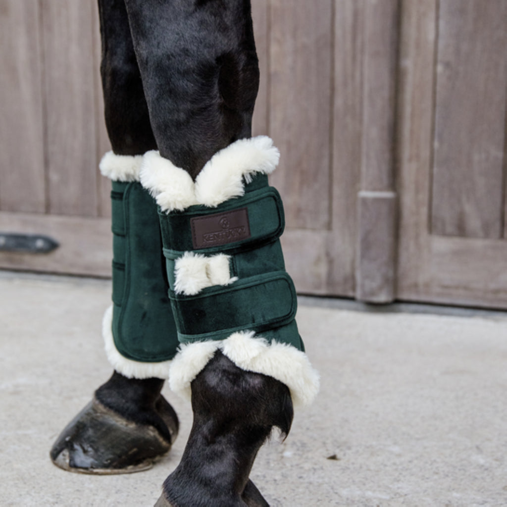 Velvet Contrast Gaiters - Kentucky
