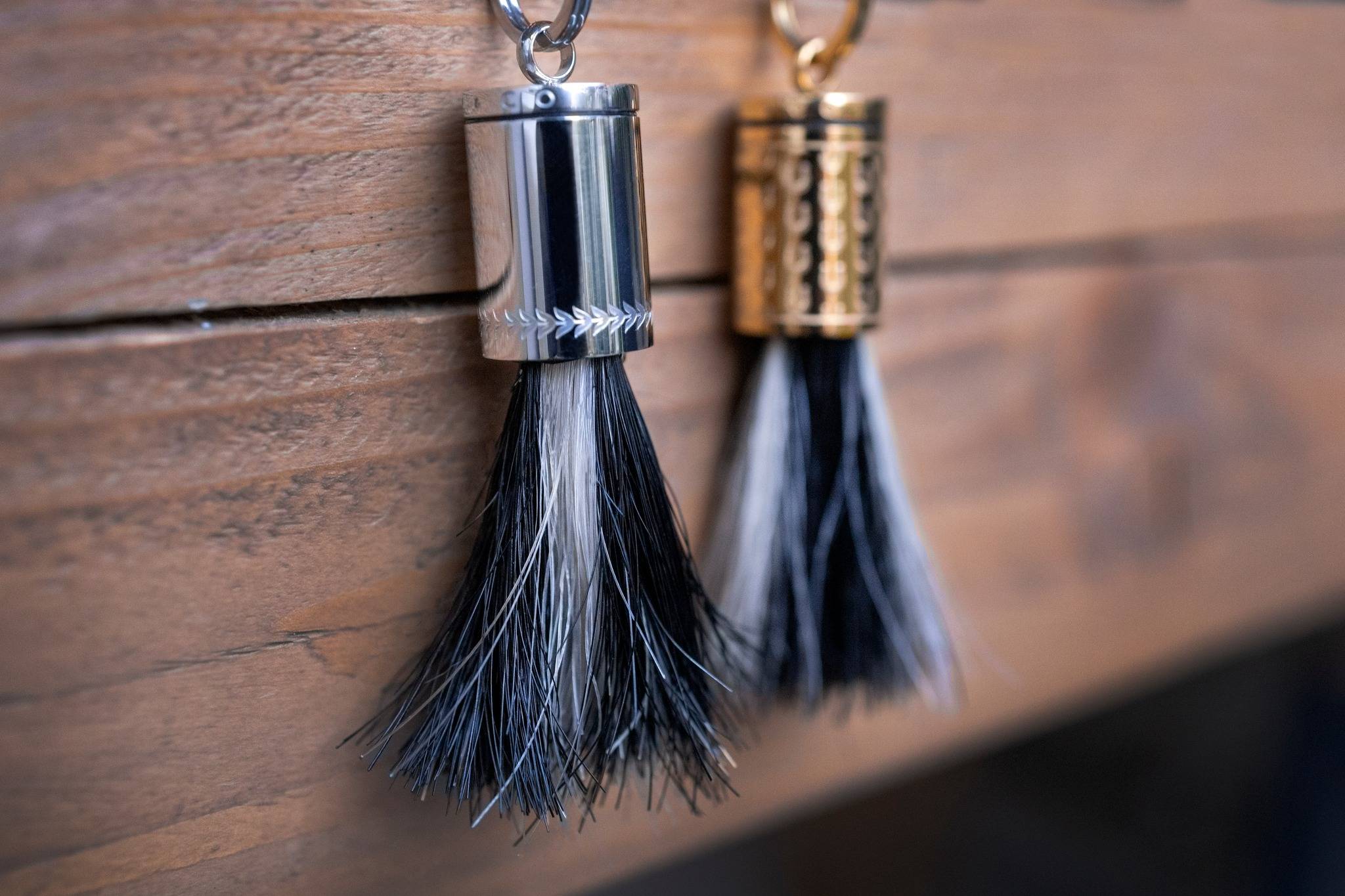 The Tail® XL horseshoe pendant - Ponytail & Co