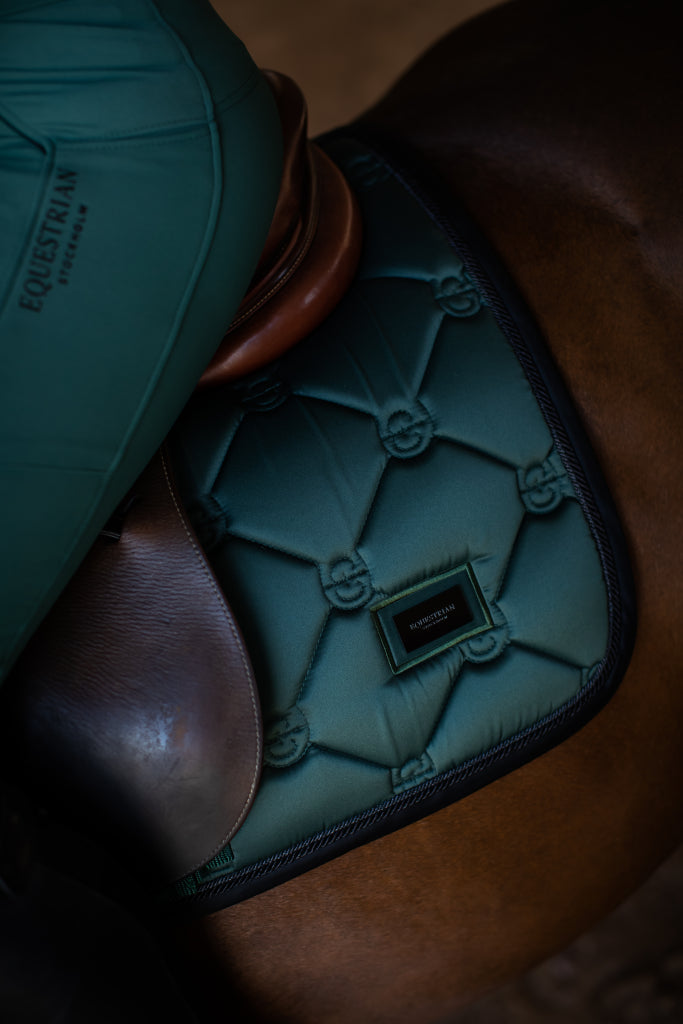 Tapis de selle Sycamore Green MIXTE - Equestrian Stockholm