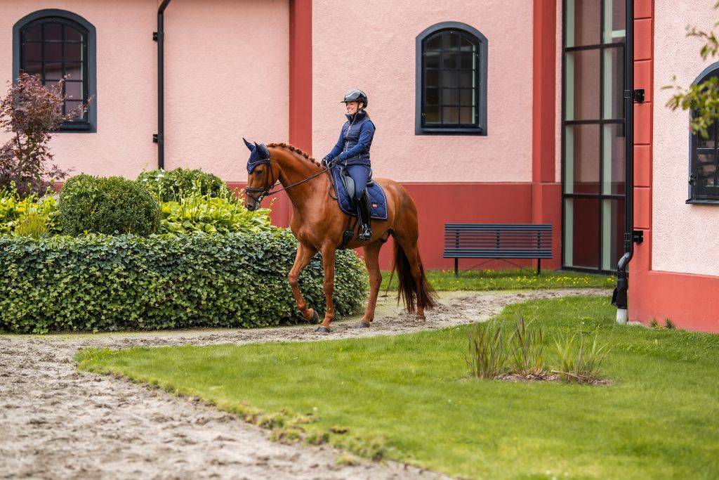 Tapis de selle Lagoon Blush - Equestrian Stockholm