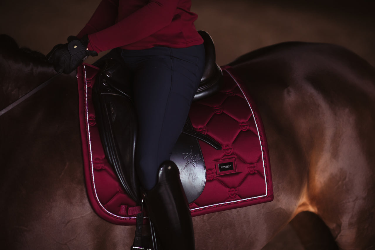Tapis de selle Bordeaux - Equestrian Stockholm