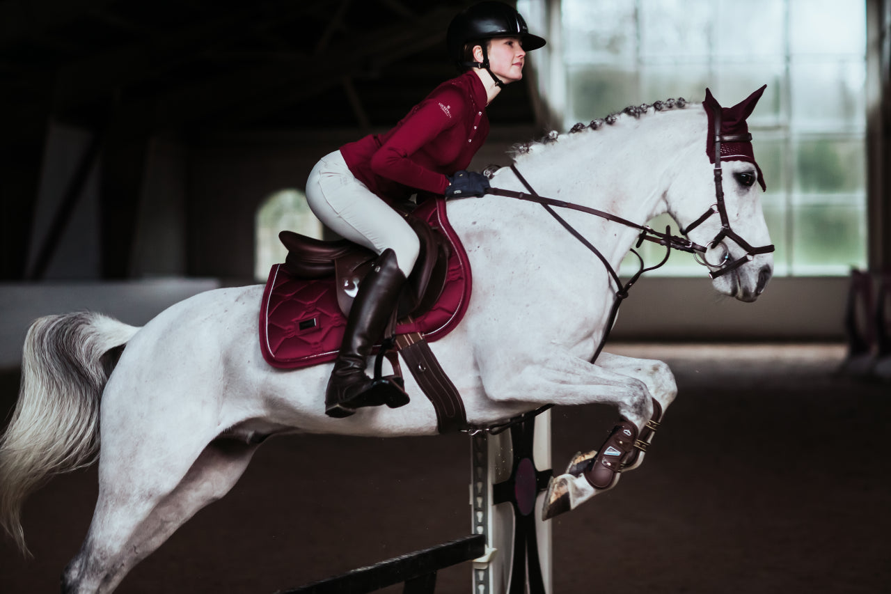 Tapis de selle Bordeaux - Equestrian Stockholm