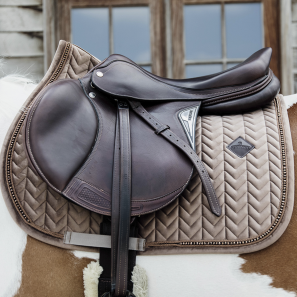 Tapis De Selle Équipad Velours – Taille Poney – Beige/Crème – Mousse à Mémoire De Forme