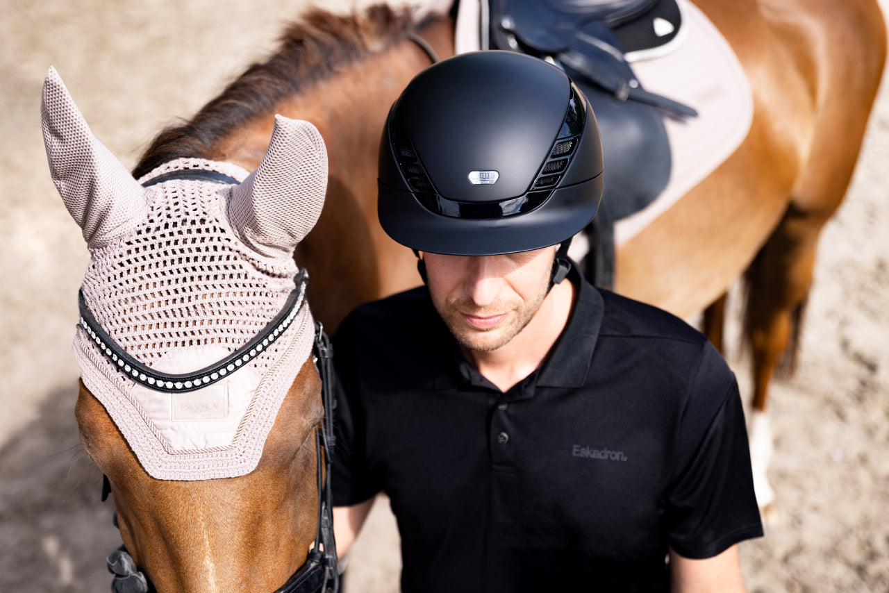 Casque Air Luxe Pure Noir mat visiere simple - Abus
