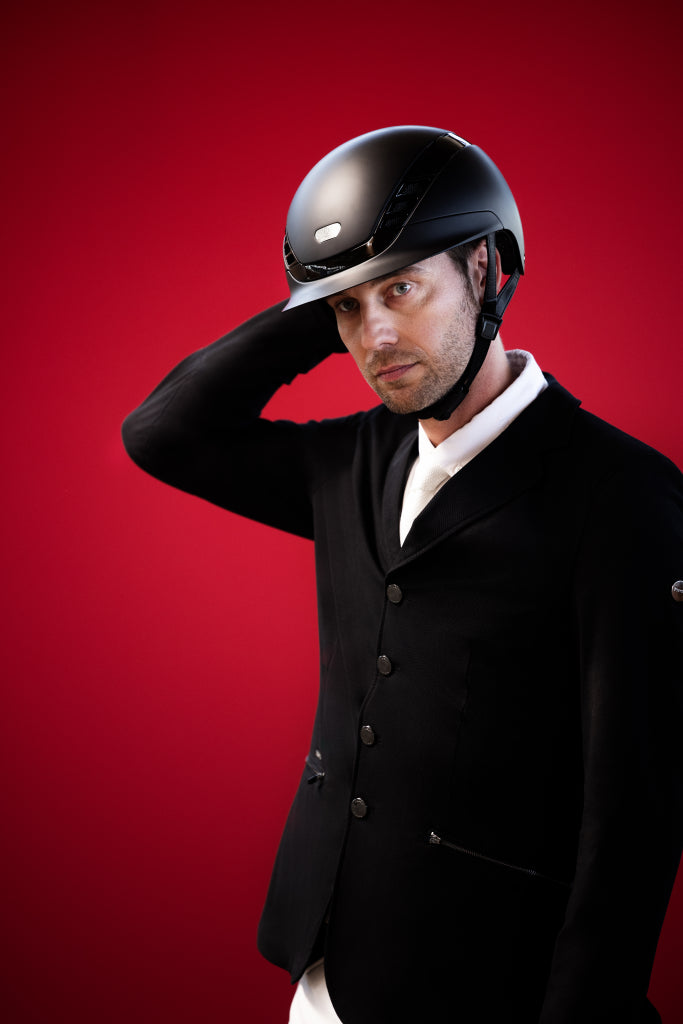 Casque Air Luxe Pure Noir mat visiere simple - Abus