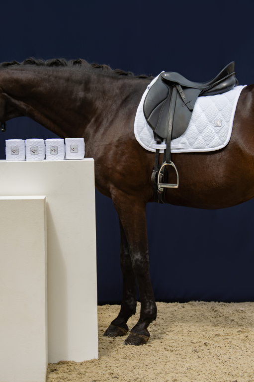 Mesh Classic Sports 2024 saddle pad - Eskadron