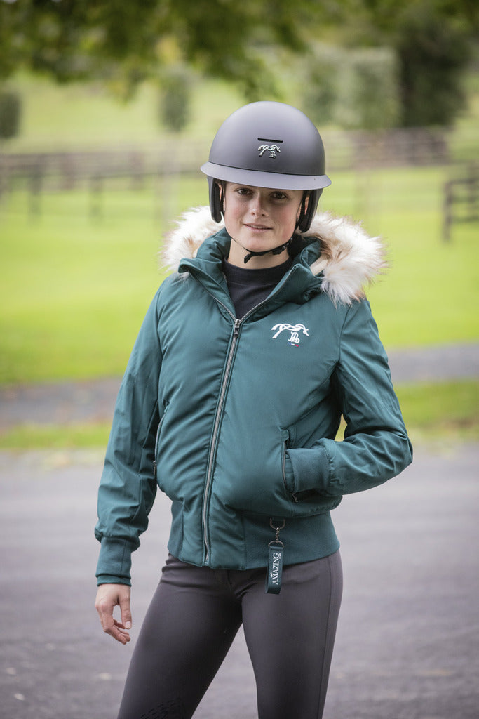 Casque visière large mat - Penelope Collection