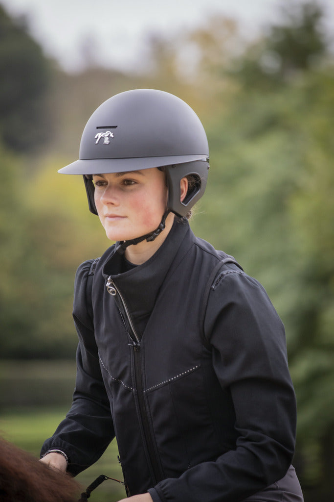 Casque visière large mat - Penelope Collection