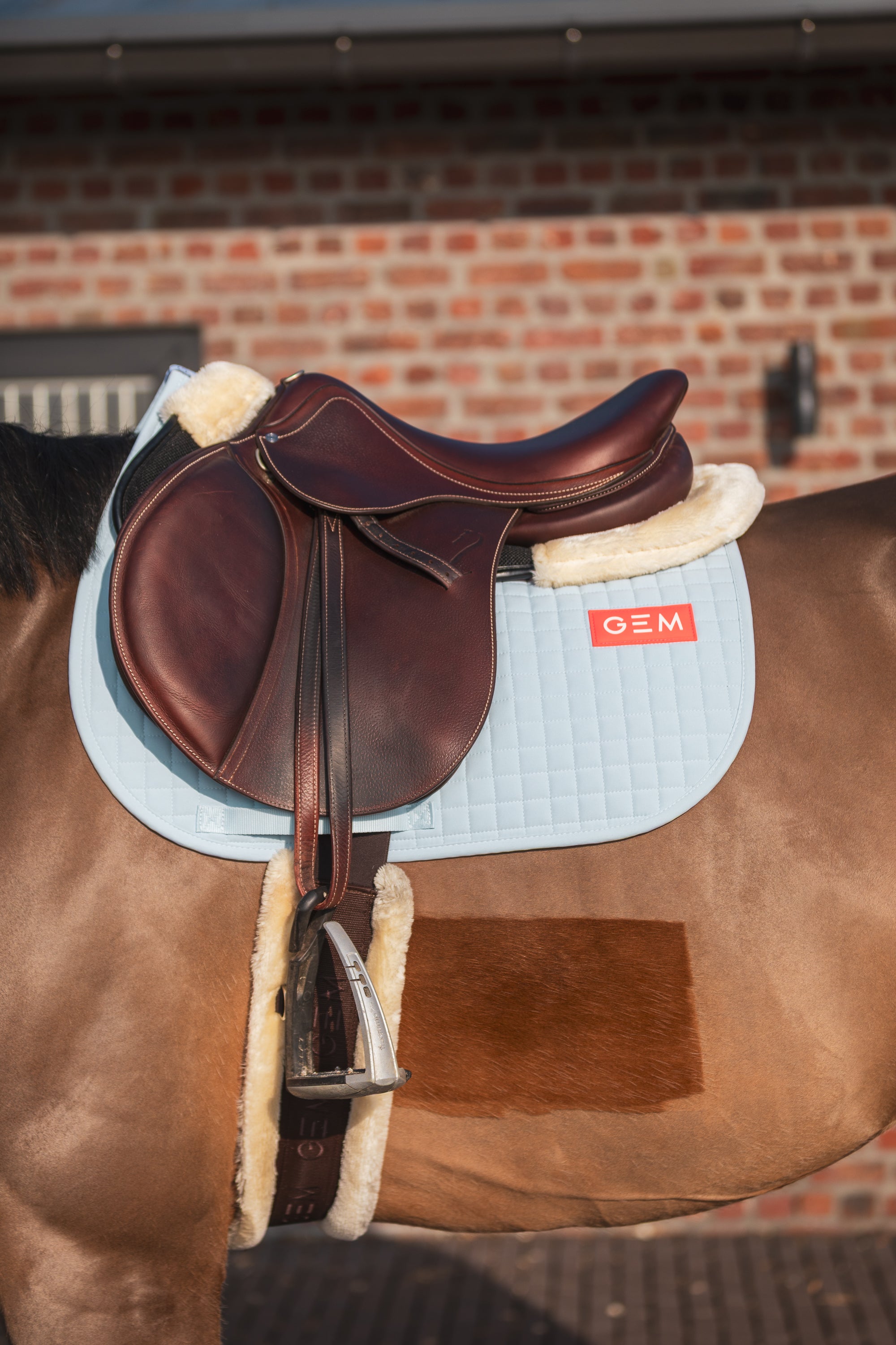 Tapis de selle Obstacle LEO Bleu ciel - GEM