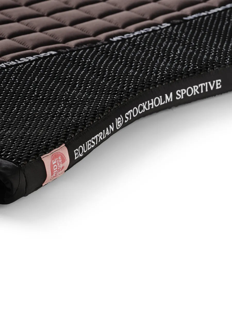 Tapis de selle Sportive Mocha MIXTE - Equestrian Stockholm