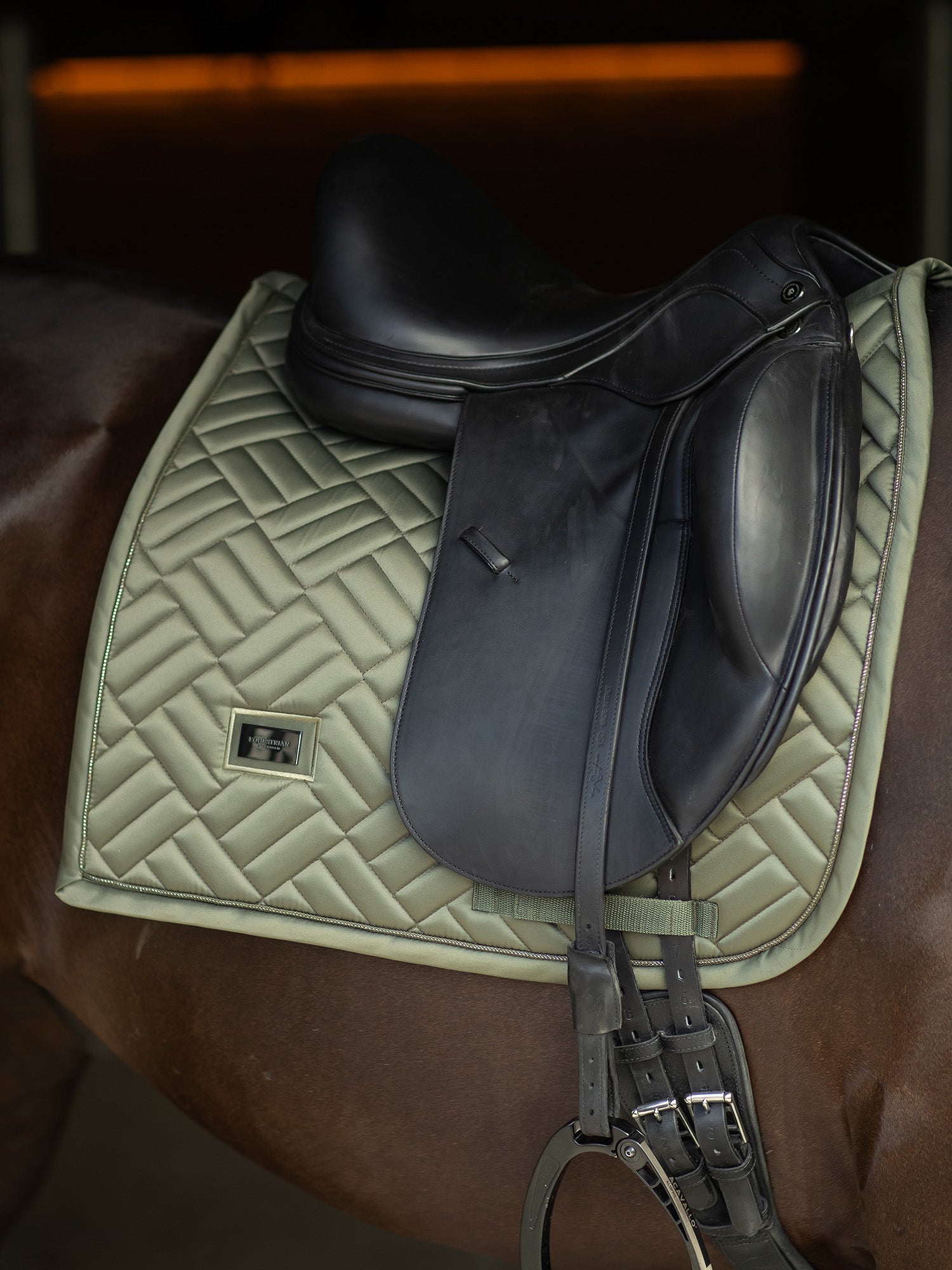 Tapis de selle Modern Striking Valley DRESSAGE - Equestrian Stockholm