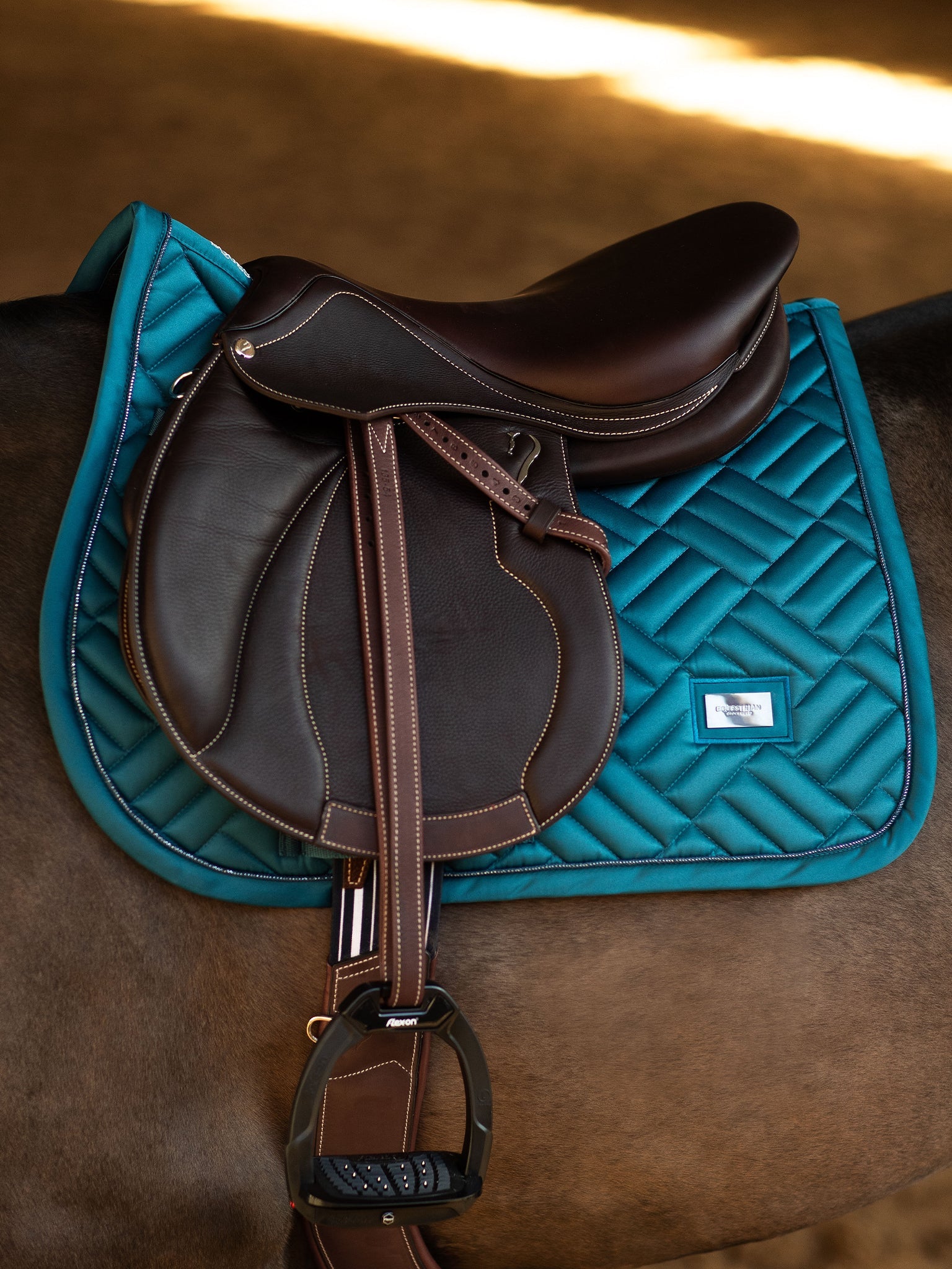 Tapis de selle Modern Teal Blue MIXTE - Equestrian Stockholm