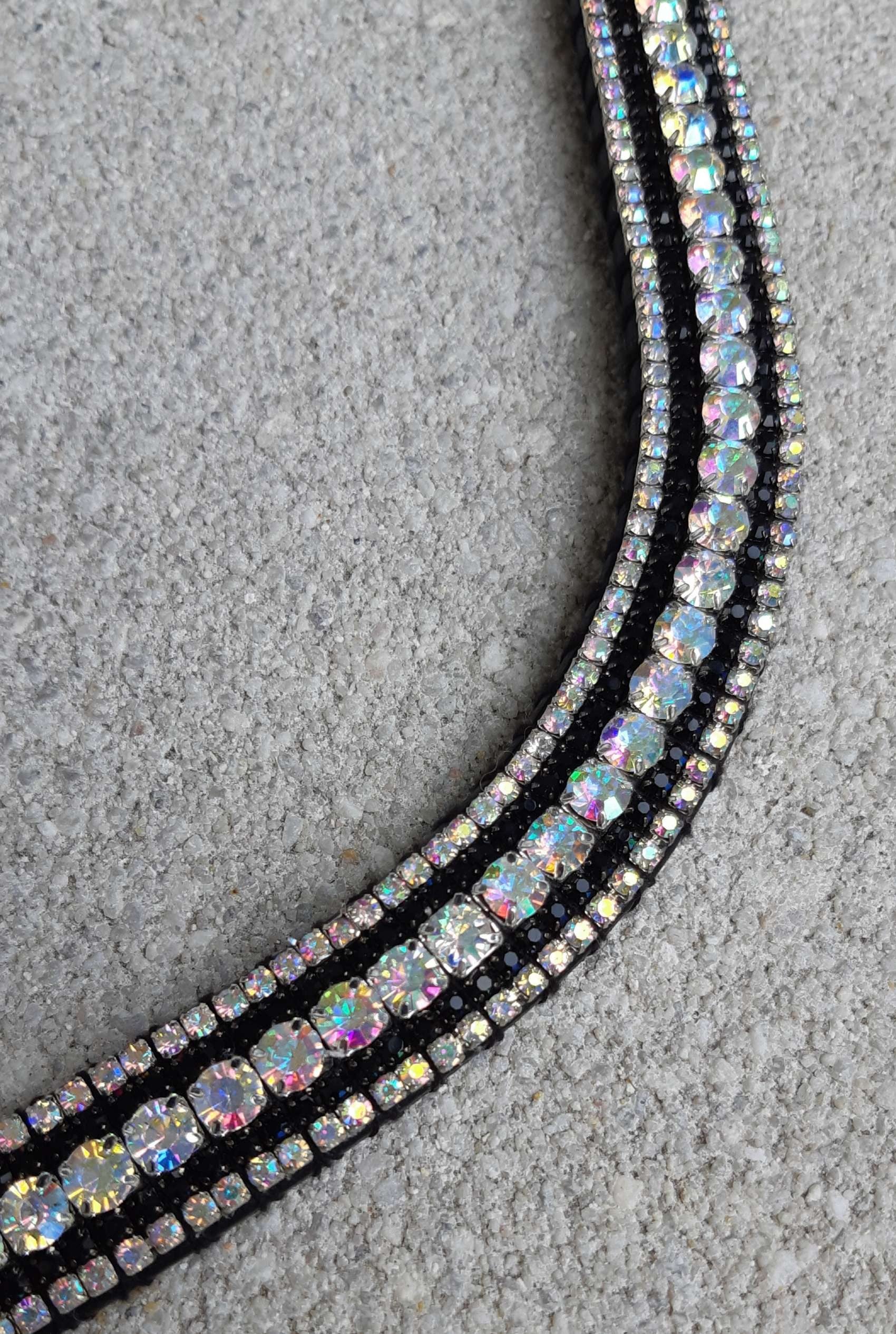 Frontal strass blanc à reflets et noir