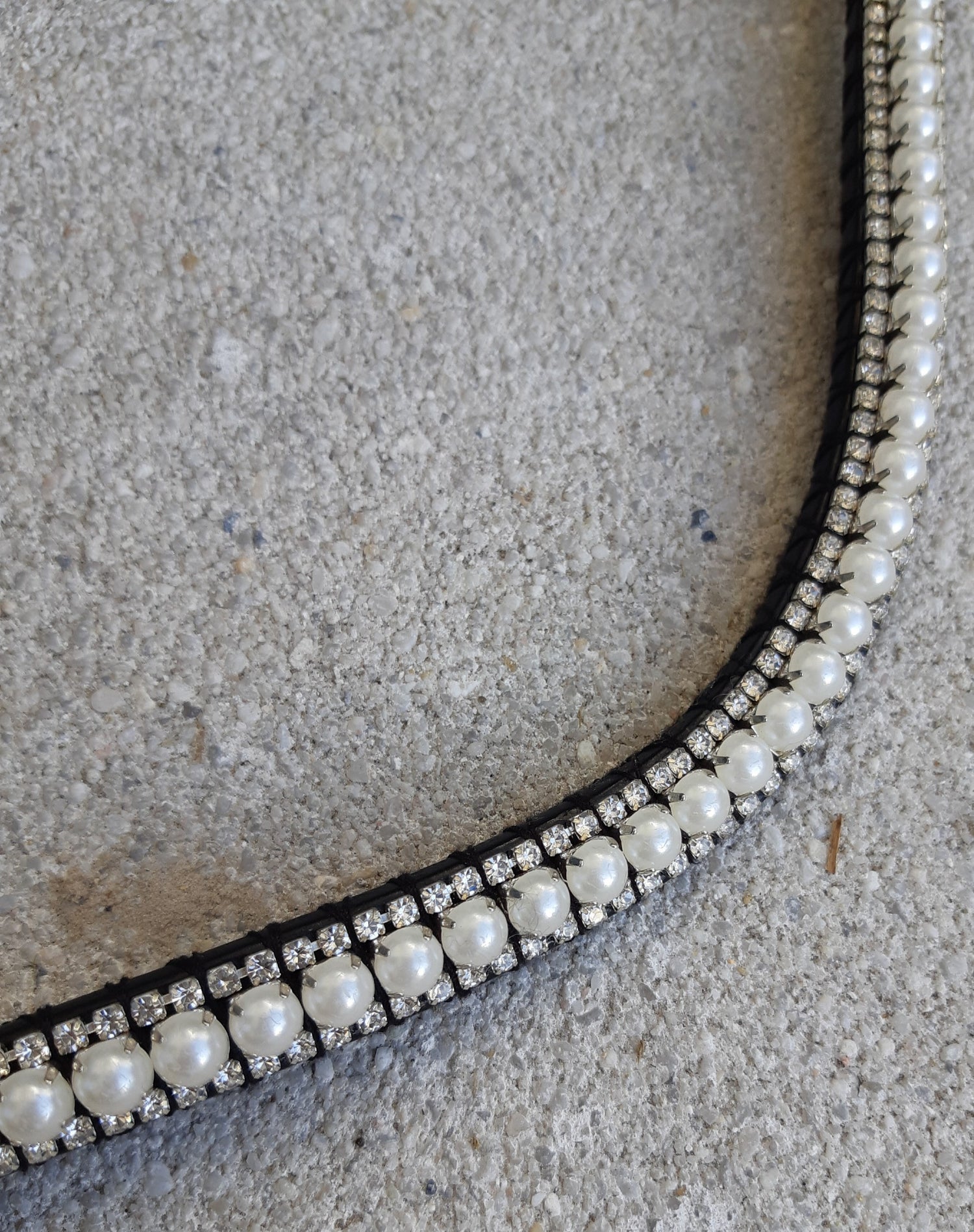 Frontal à strass argent et perle blanche