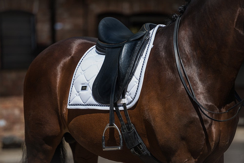 Tapis de selle White Perfection - Equestrian Stockholm