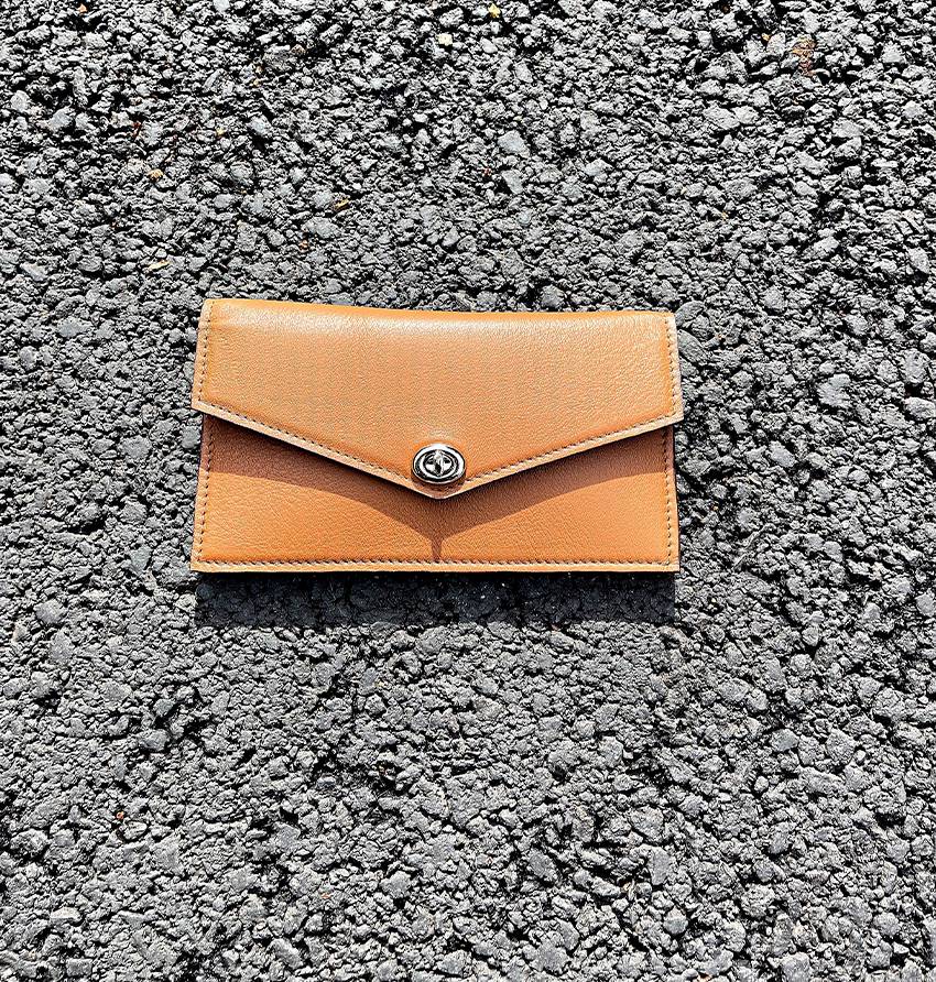 Pochette téléphone Gold - Melca Paris