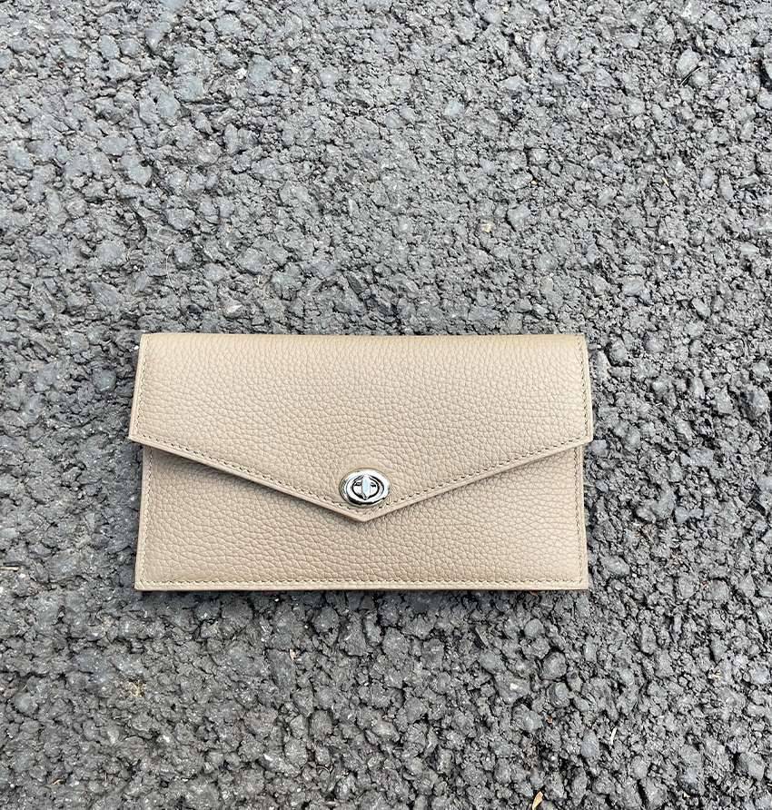 Pochette téléphone Taupe - Melca Paris