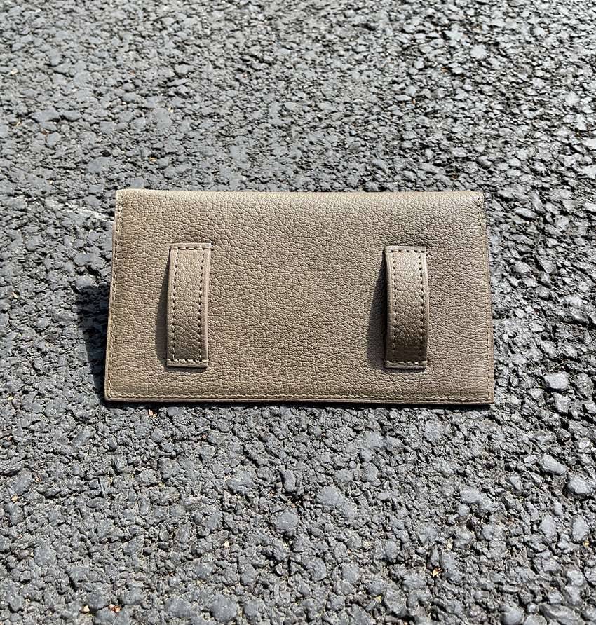 Pochette téléphone Taupe - Melca Paris