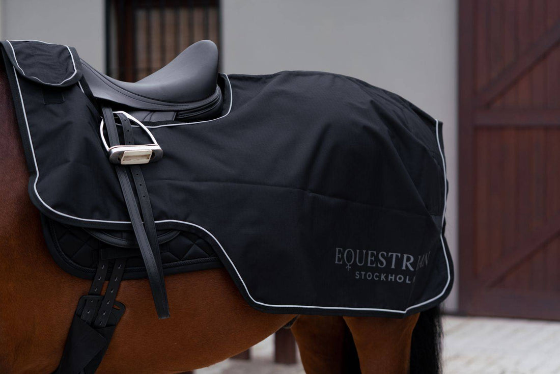 Couvre Reins Total Eclipse - Equestrian Stockholm