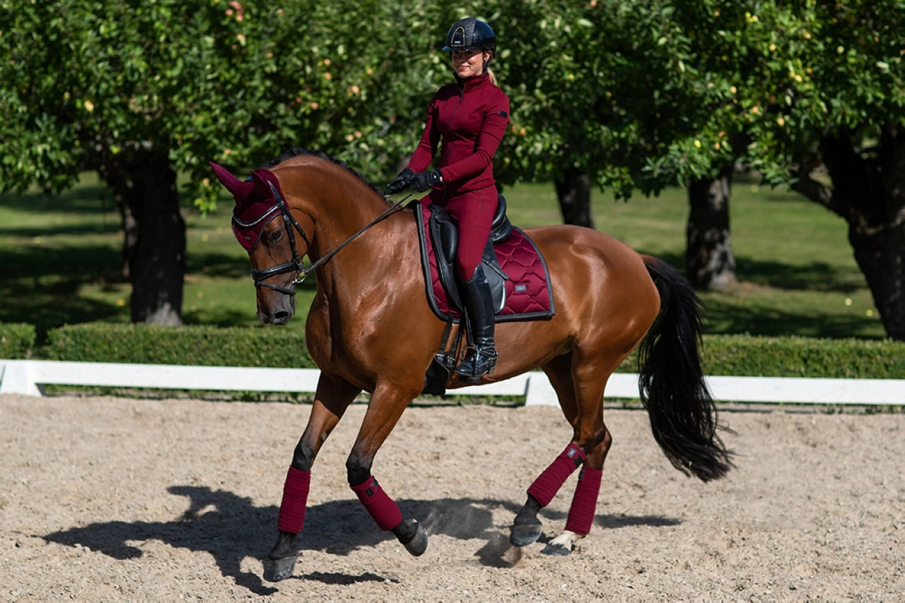 Dark Burgundy Beanie - Equestrian Stockholm