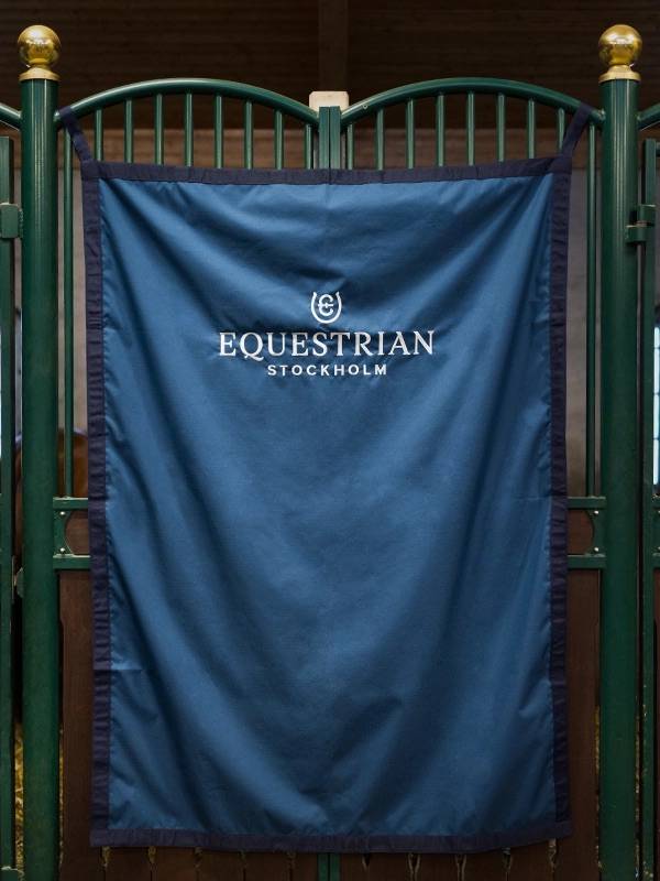 Blue Meadow Boxing Hanging - Equestrian Stockholm