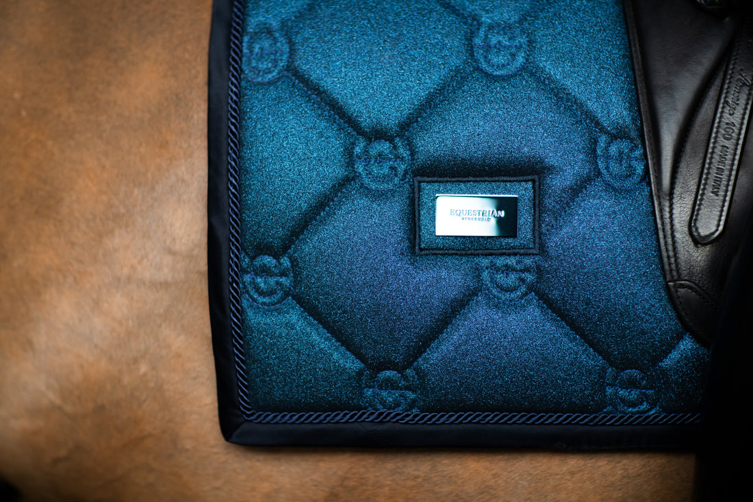 Glimmer Blue Meadow Rug - Equestrian Stockholm