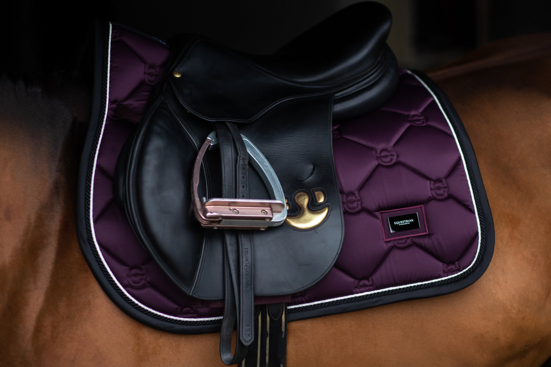 Black Raven saddle pad - Equestrian Stockholm