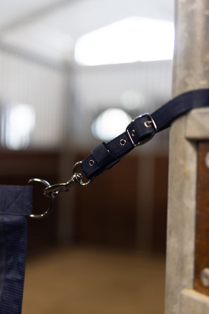 Porte de boxe Modern Tech Navy - Equestrian Stockholm