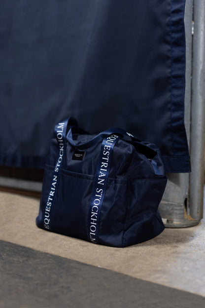 Multi-use Grooming Bag Performance Navy - Equestrian Stockholm