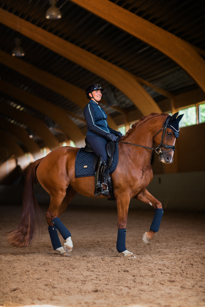 Tapis de selle Modern Tech Navy - Equestrian Stockholm