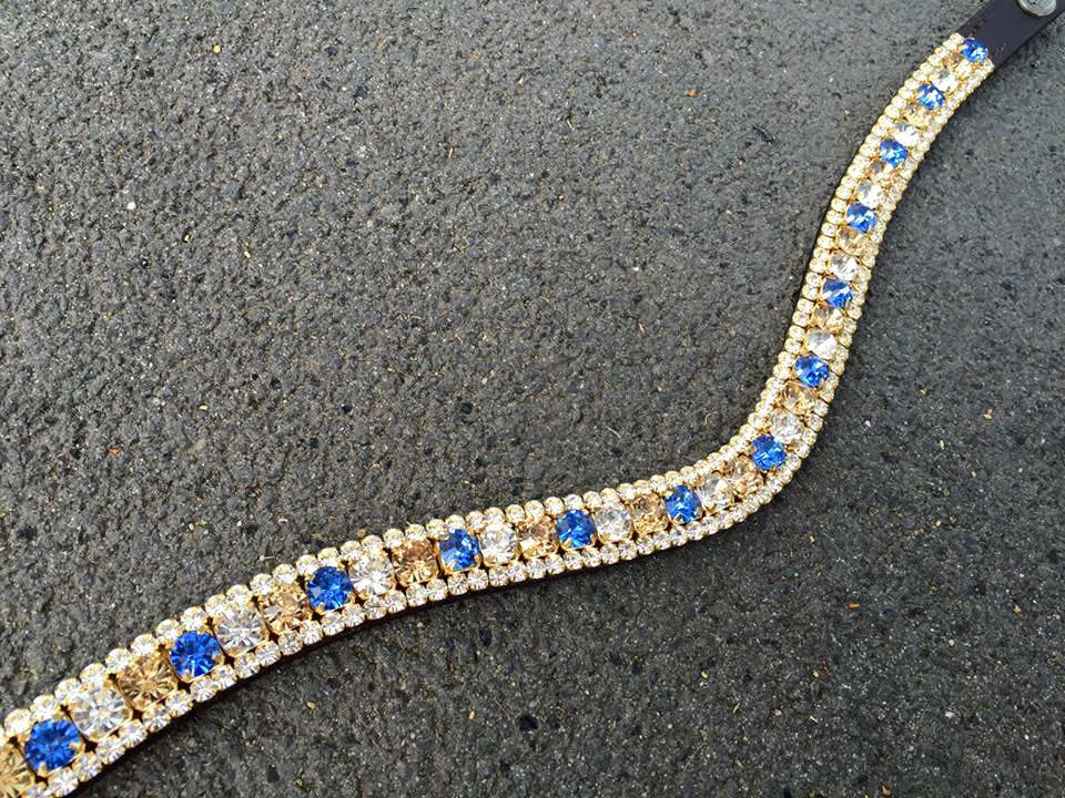 Frontal en cristaux - argent, bleu ciel, beige.