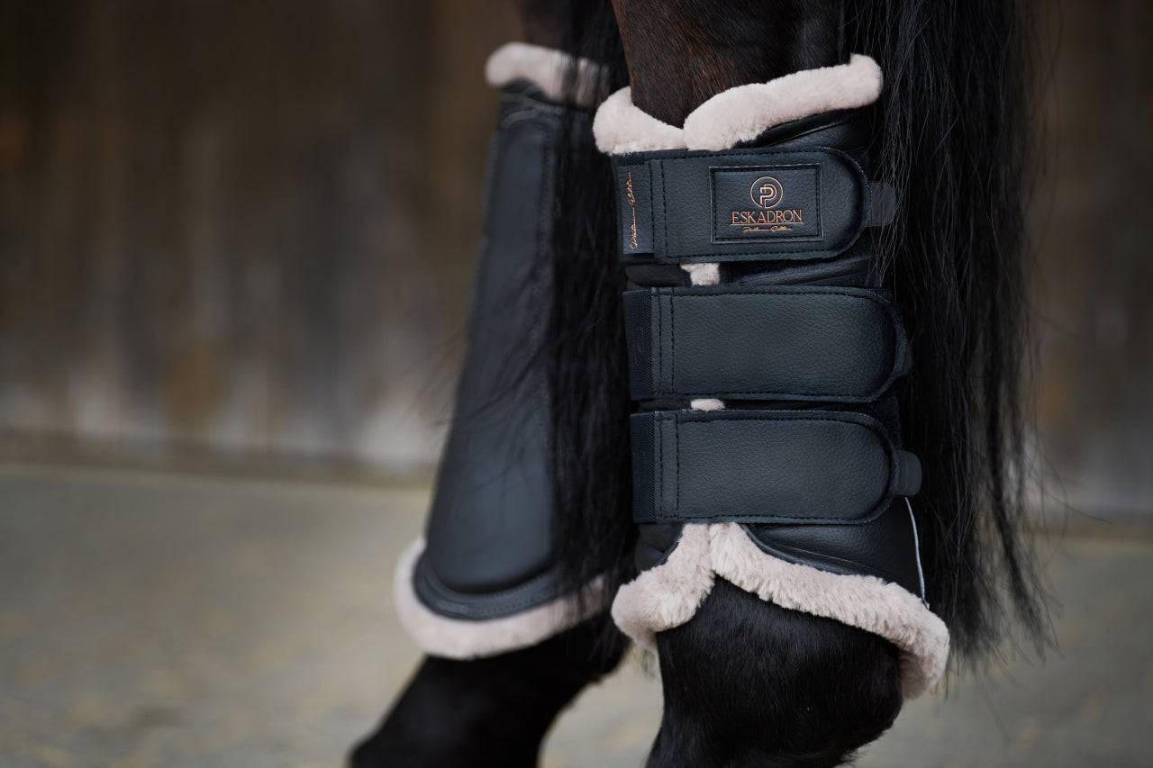 FAUX LEATHER FF Platinum dressage gaiters 2023 - Eskadron