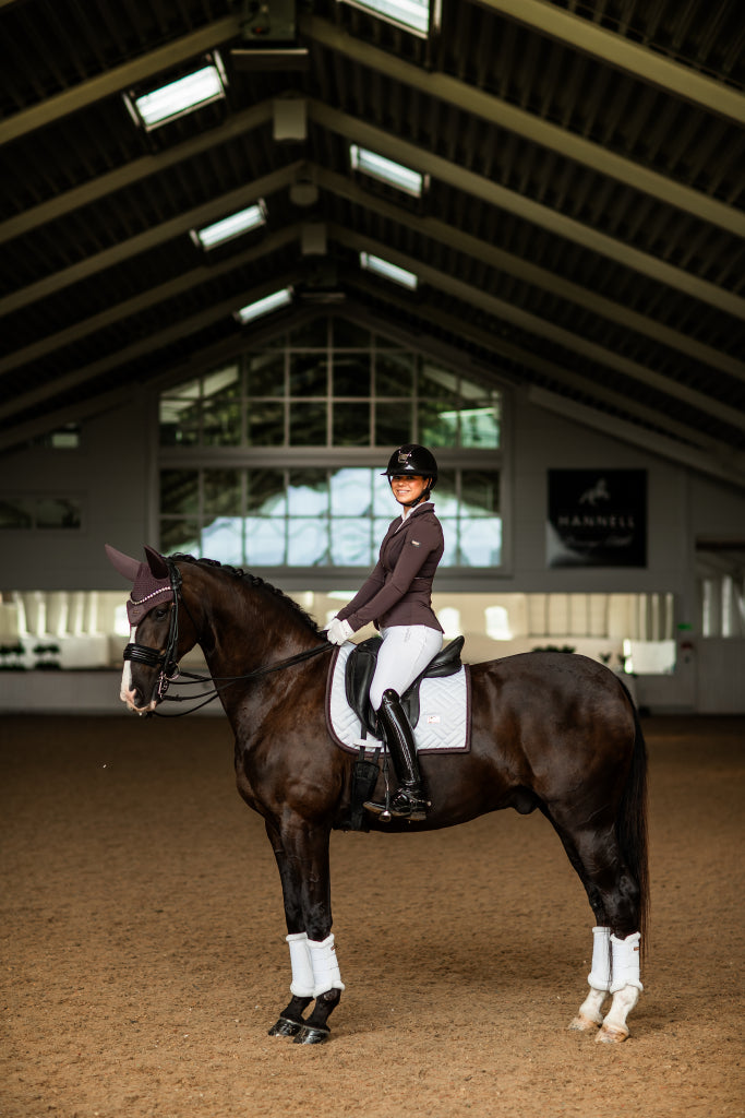 Tapis de selle Modern White Moonless Night - Equestrian Stockholm