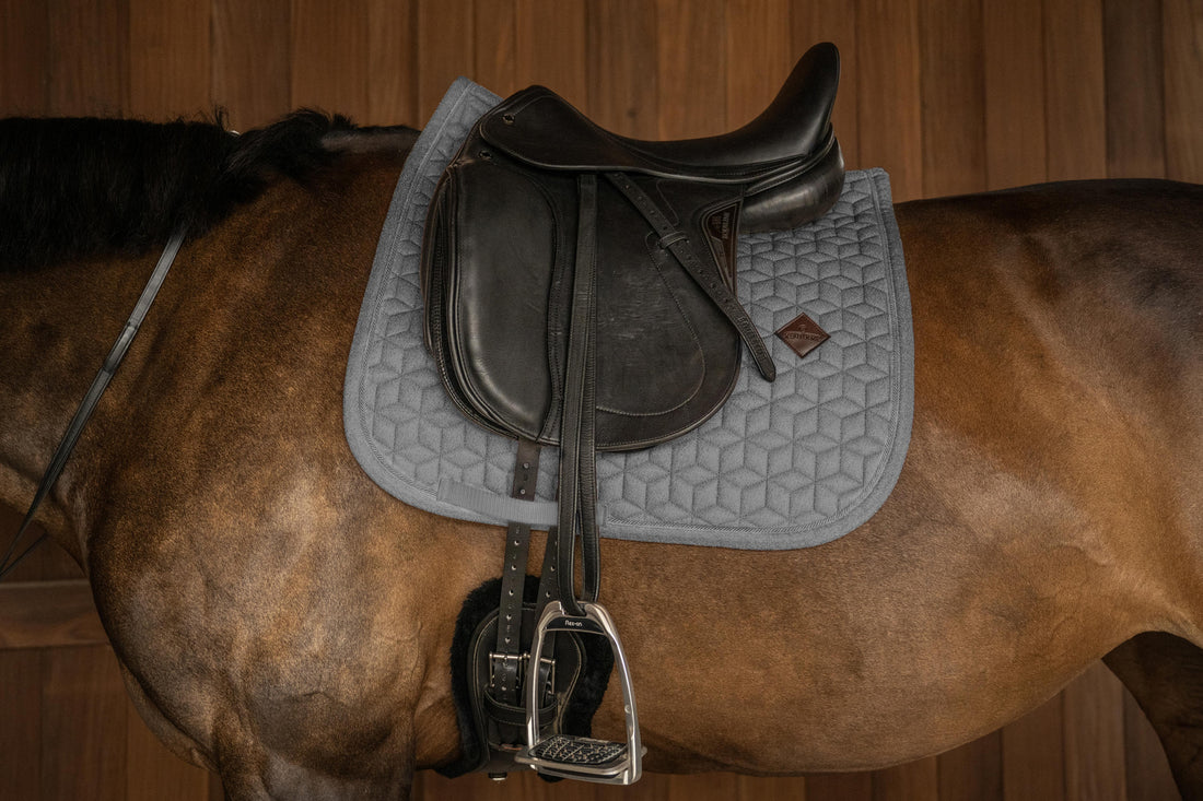 Tapis de selle Sparkling gris DRESSAGE - Kentucky
