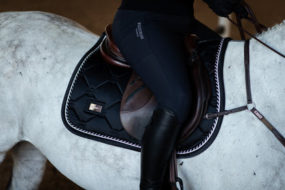 Tapis de selle Black Edition - Equestrian Stockholm