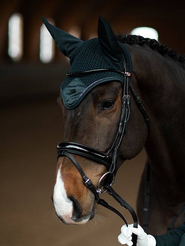 Bonnet Modern Dramatic Monday - Equestrian Stockholm