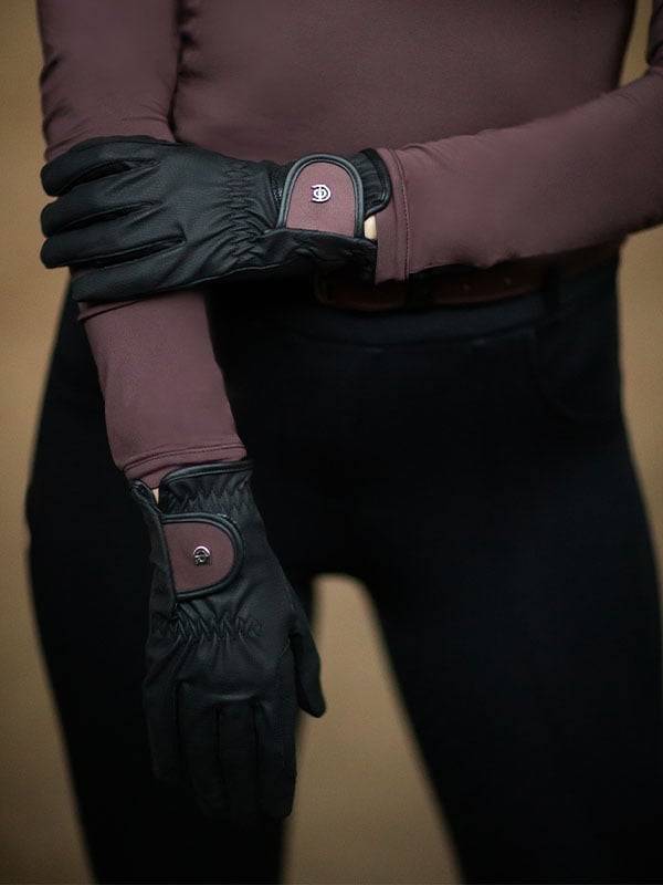 Motion Endless Glow riding gloves - Equestrian Stockholm