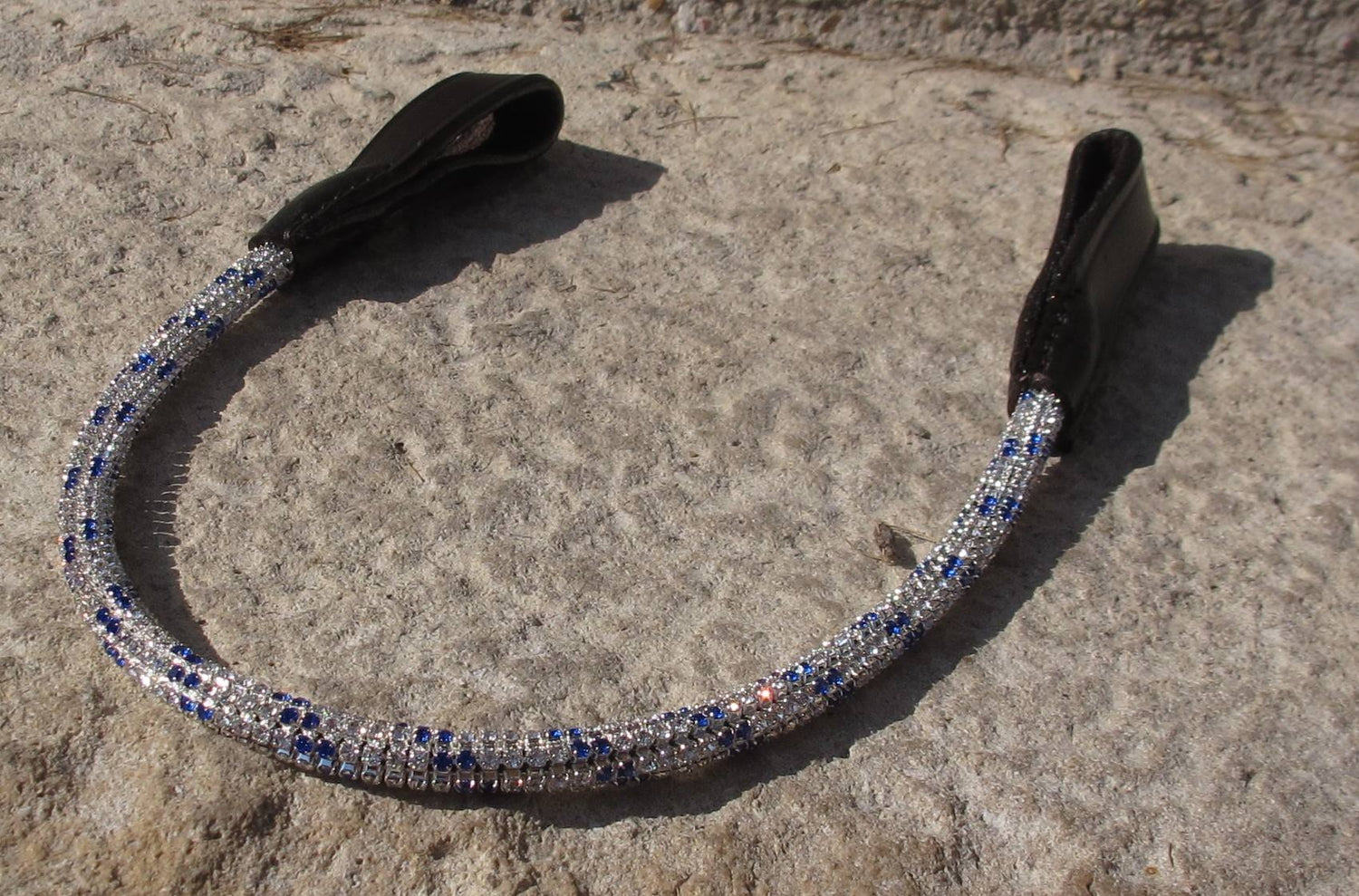 Frontal rond strass blancs et bleu