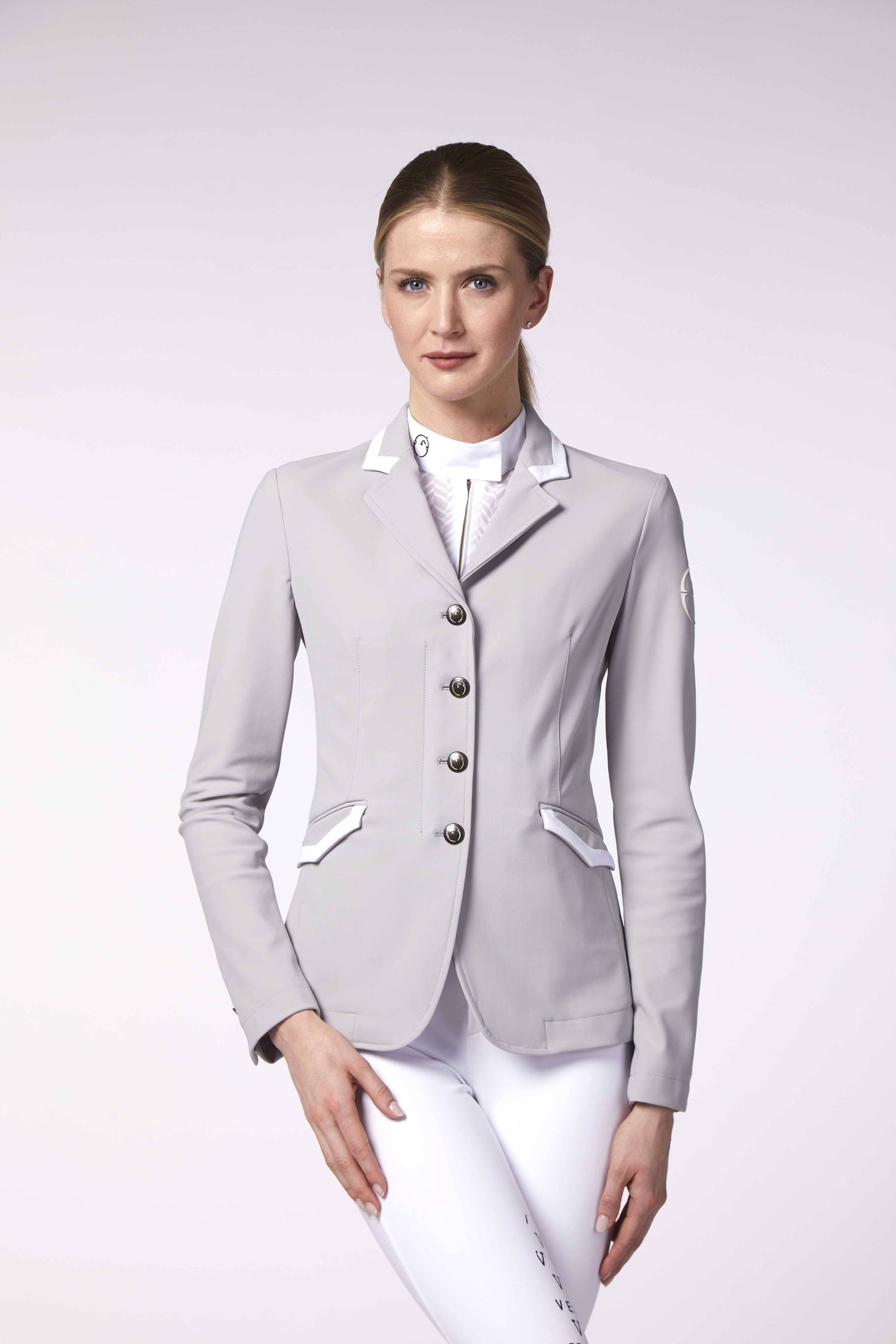 Veste concours d'occasion : Femme | Equitation - 28/11/2024 Veste concours d'occasion : Femme | Equitation - 28/11/2024