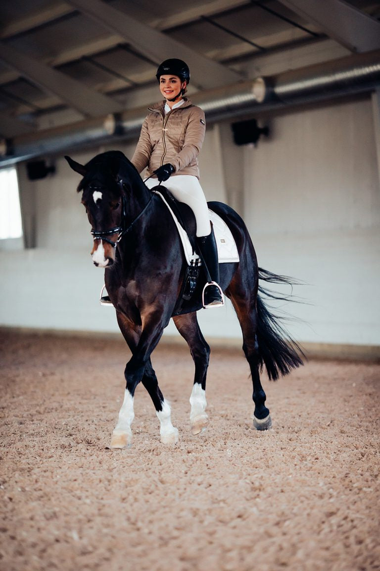 Tapis de selle Equestrian Stockholm - WHITE PERFECTION GOLD