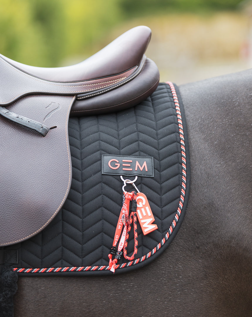 Tapis de selle PASTA nixte noir - GEM