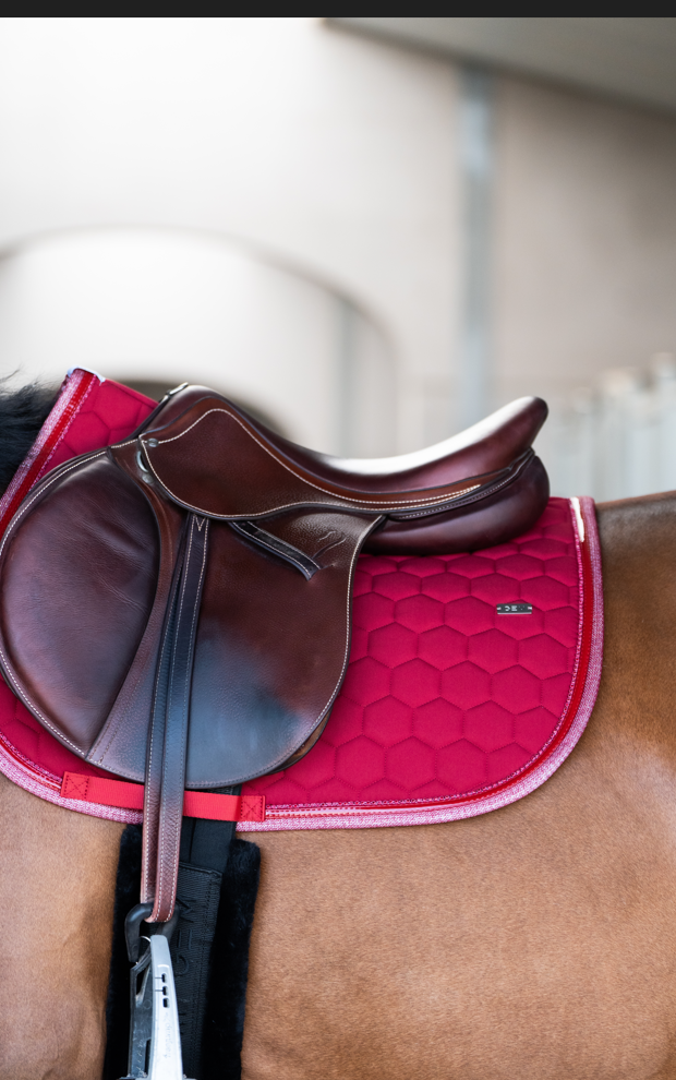 Tapis de selle Atlas Cerise - GEM