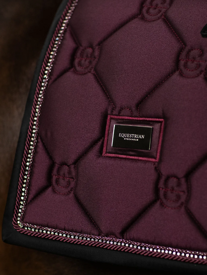Tapis de dressage Crystal Shine Mauve Wine - EQUESTRIAN STOCKHOLM